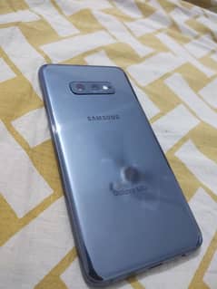 Samsung Galaxy S10e condition 10 by 10