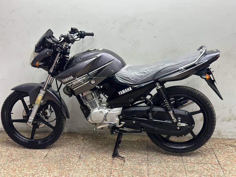 yamaha ybr125cc 2016 ( japniess model ) 4