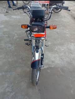 2021 modal 70 new condition engine pek dacomant ok bike 03316373219