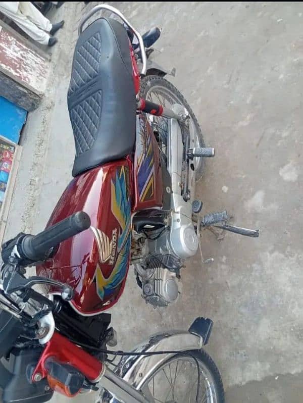 2021 modal 70 new condition engine pek dacomant ok bike 03316373219 5