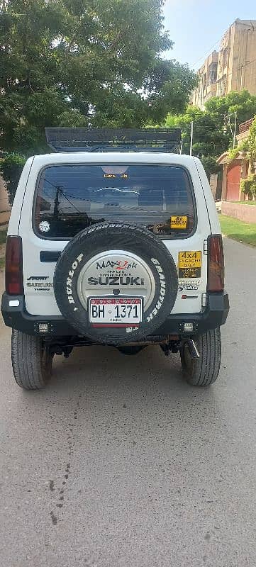 Suzuki Jimny 2013/18 4