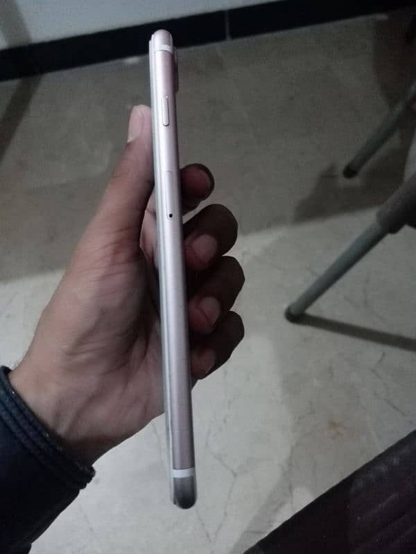 i phone 7 plus 4