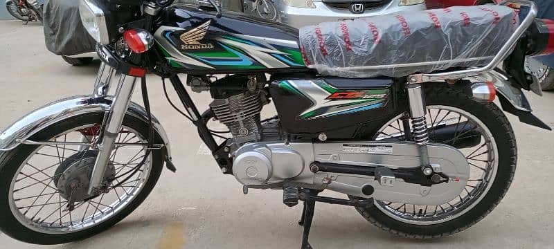 Honda 125 Larkana Number 2023 Model 1