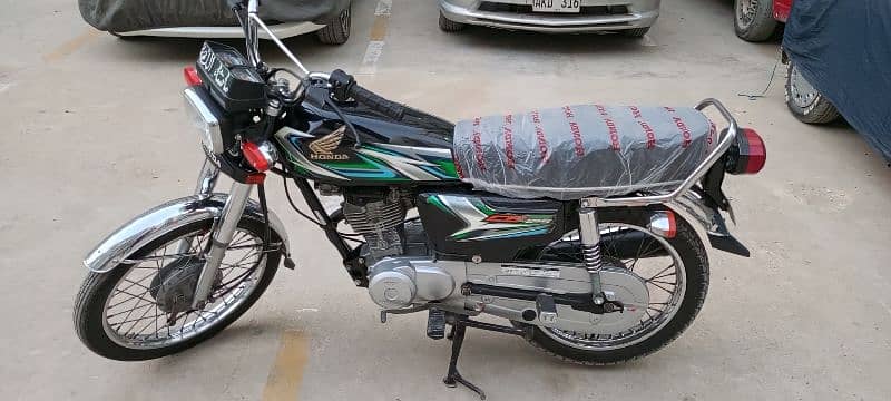 Honda 125 Larkana Number 2023 Model 2