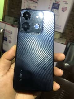 INFINIX SMART 7 4/64 WITH BOX AND CHARGER