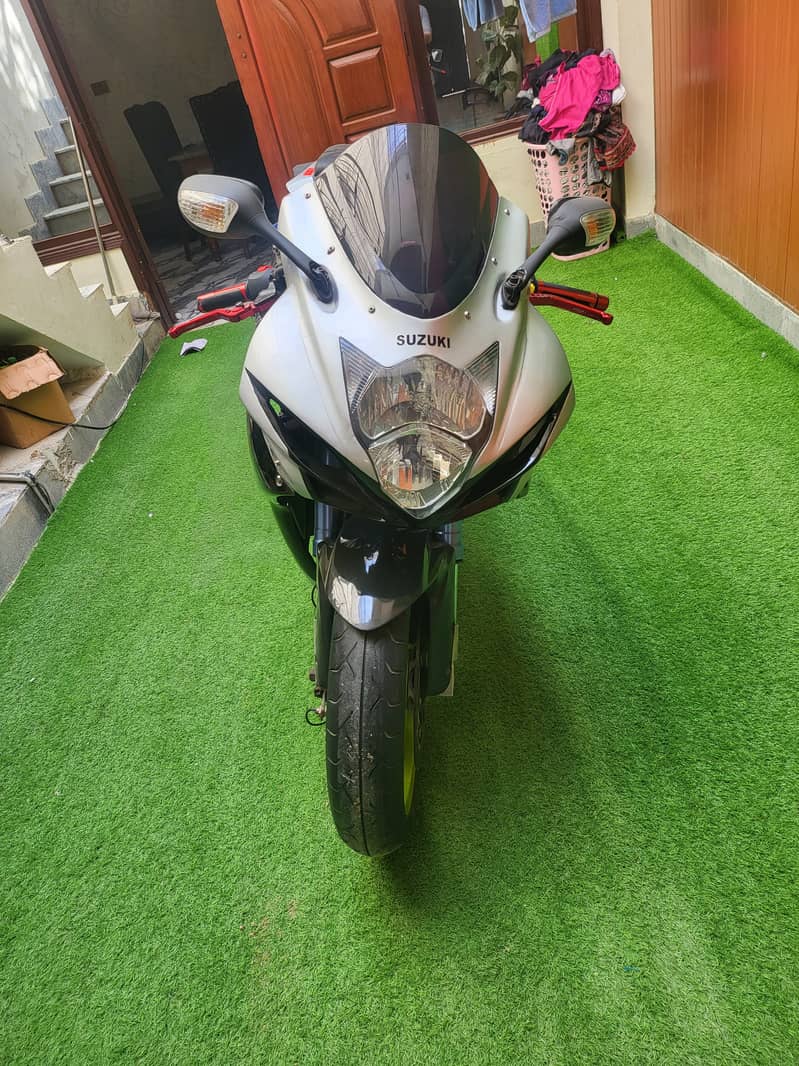 suzuki GSX R model 1993 reg 2008 2