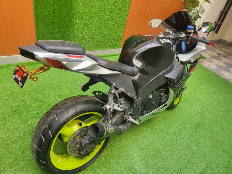 suzuki GSX R model 1993 reg 2008 5