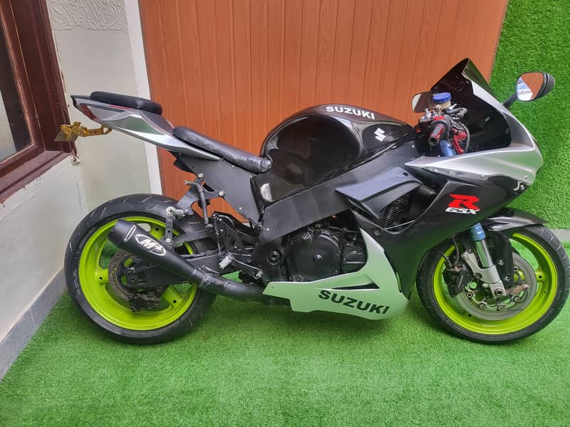 suzuki GSX R model 1993 reg 2008 7