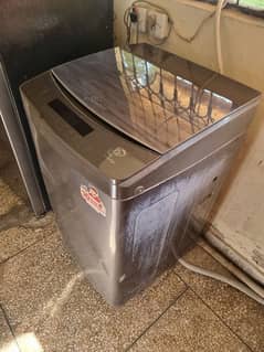 Signature Washing Machine - 10 kg For Sale