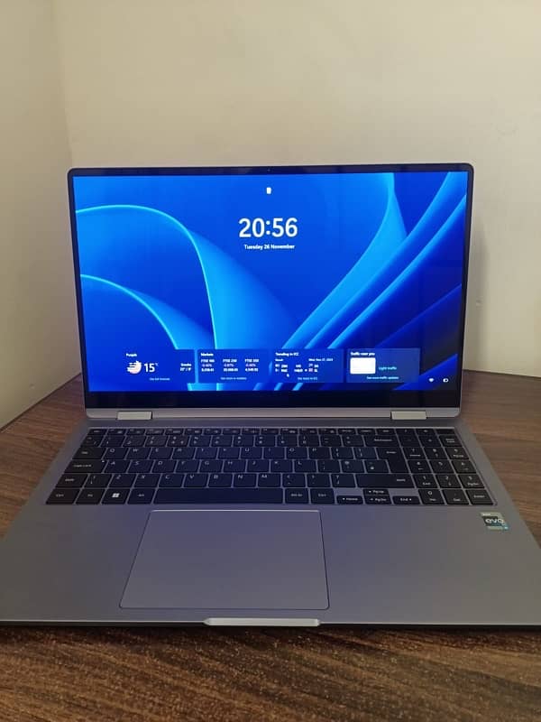 Samsung Book 4 360 15.6 inch 2 in 1 3
