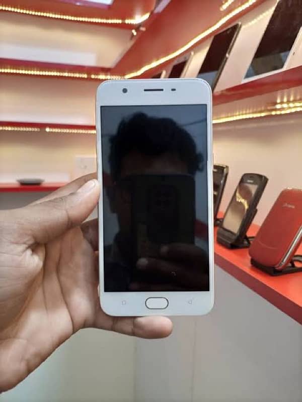 Oppo A57 (with box) for sale. 2