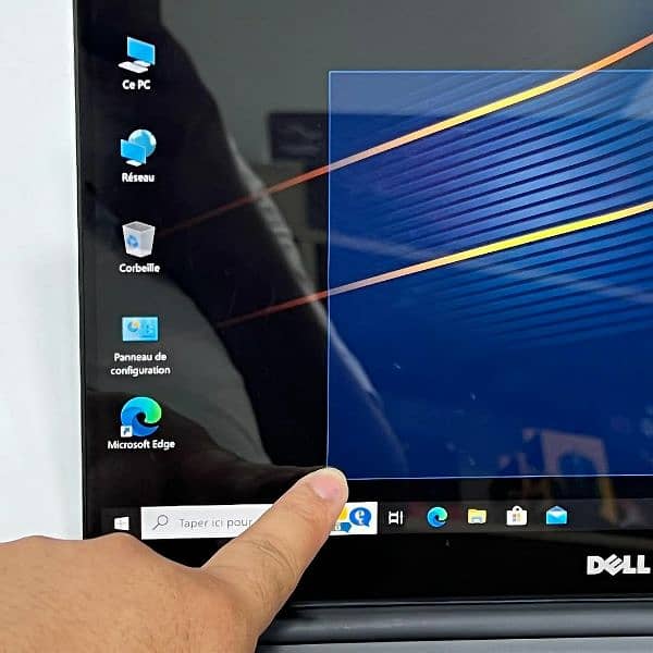 Dell XPS Touchscreen 4k Display Core i7 6th Generation 8GB Ram / 256GB 3