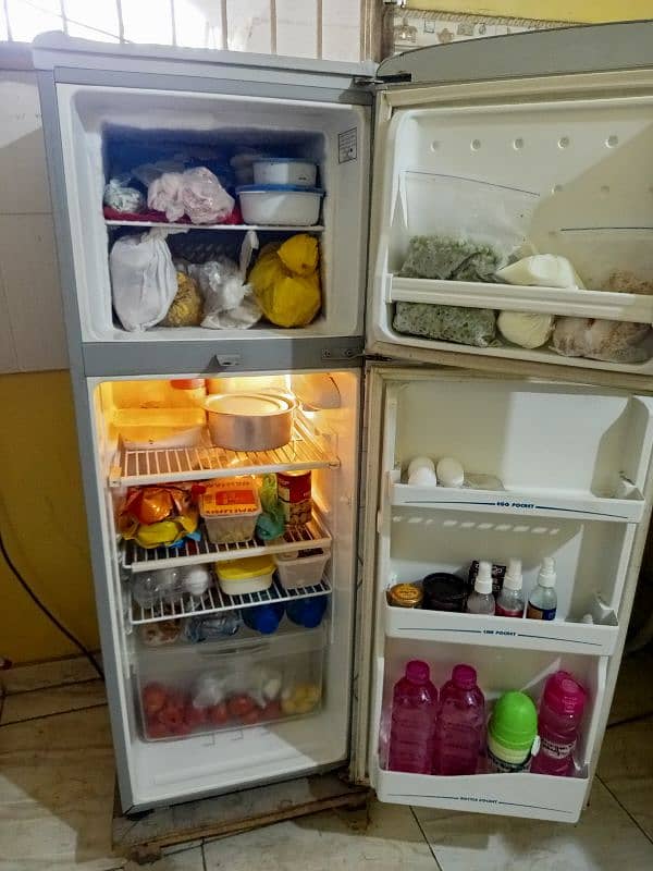 refrigerator 0