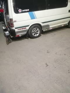 Toyota hiace