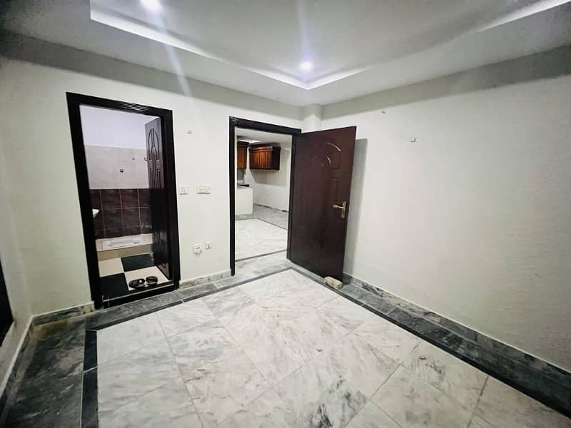 2 bed Flat In Phase 7 Bahria Square 0