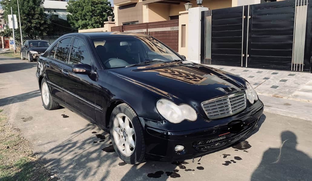 Rare Mercedes c240 v6 elegance supercharged 2002 3