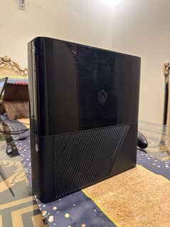 Xbox 360 E (Ultra Slim)