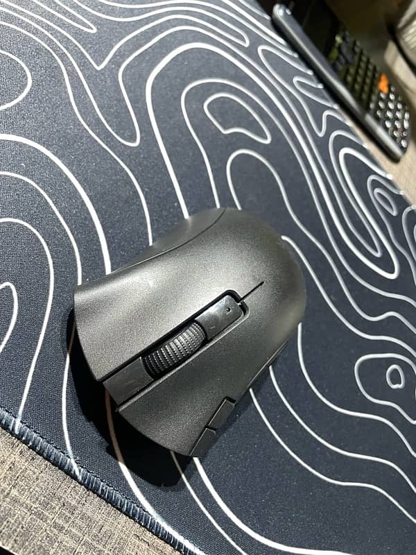 Razer Deathadder v2 X Hyperspeed Wireless Gaming Mouse 2