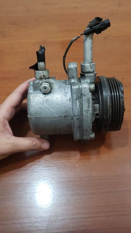 suzuki 660cc AC compressor 2