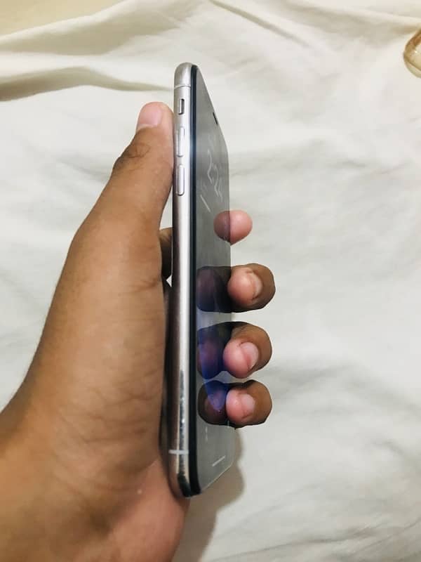 iPhone x 64gb pta official approved 1