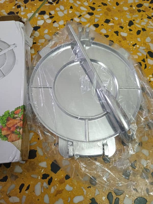 roti maker in very excellent quality new box packed 0