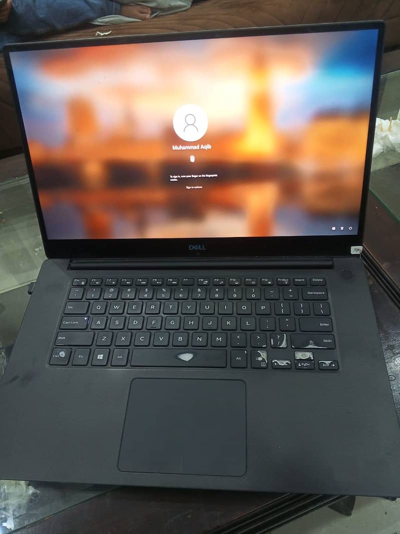 Dell Precision 5530  i7-8850H 2592 Mhz 32GB RAM|512 GB SSD|4K|Touch Sc 1