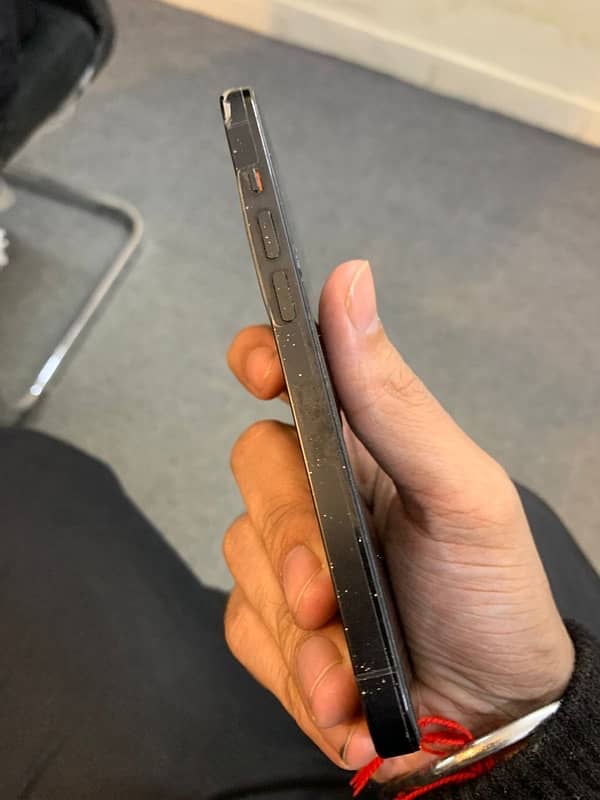 iphone 14 pro 4