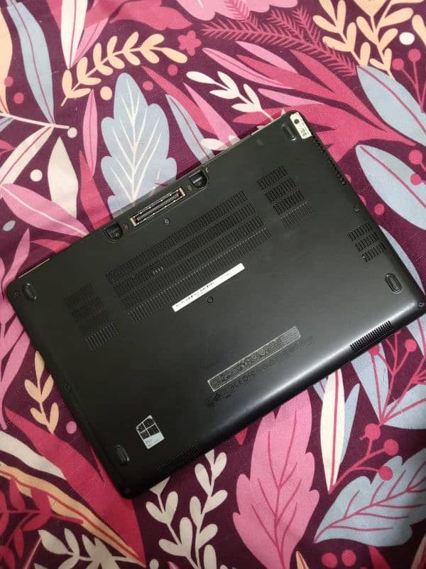 Dell latitude E7270 2