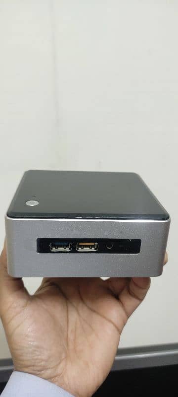 intel nuc. core i5 6th gen with 8gb ram, 128gb M. 2 ssd mini pc pocket 0