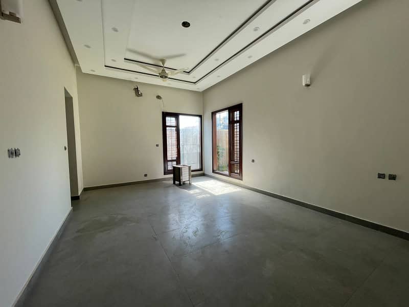 500 Sq Yard Double Storey House Plus Basement Gulshan E Iqbal Karachi Sindh 9