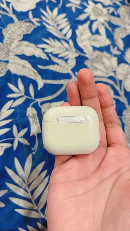 Apple airpods 3rd generation 2