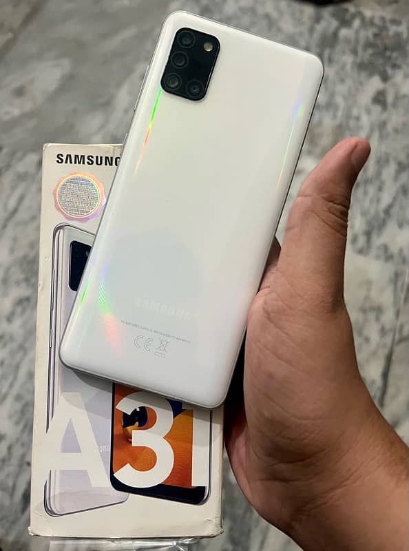 Samsung A31 0