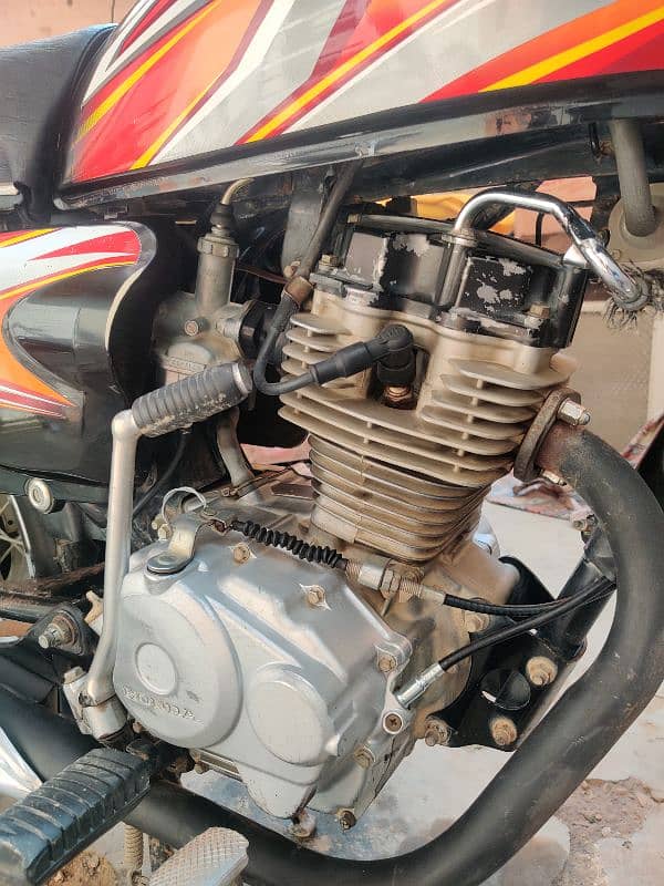 Honda CG 125 2022 Karachi number 3