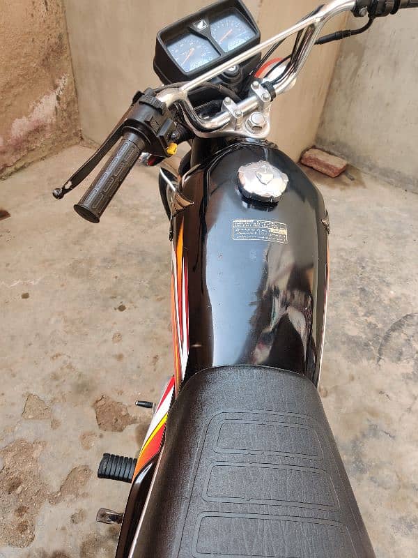 Honda CG 125 2022 Karachi number 0