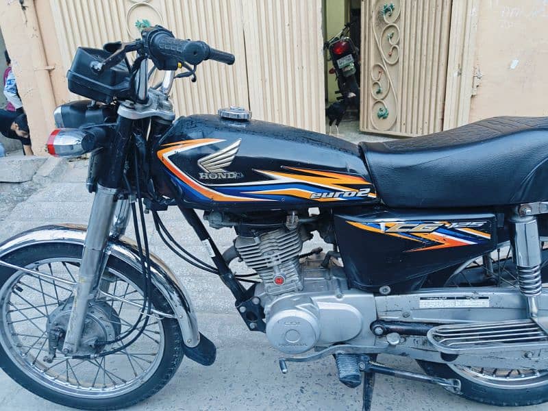 CG Honda 125 Black 2