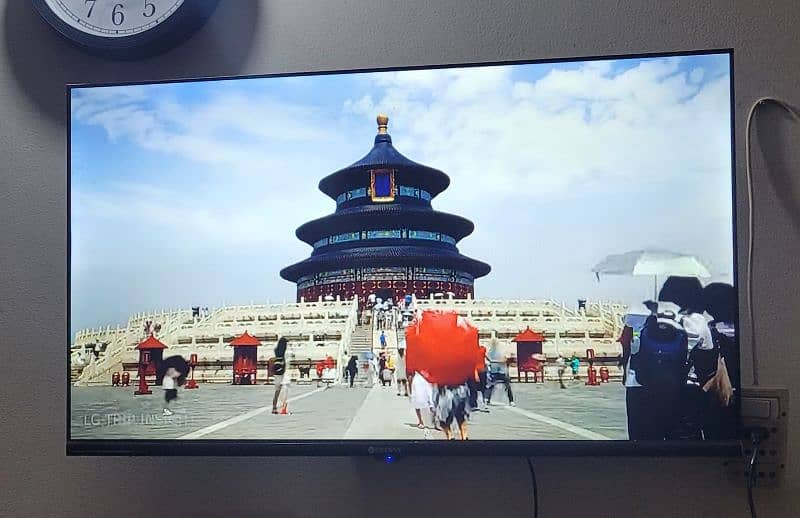 Imported 4k android smart LED. 7