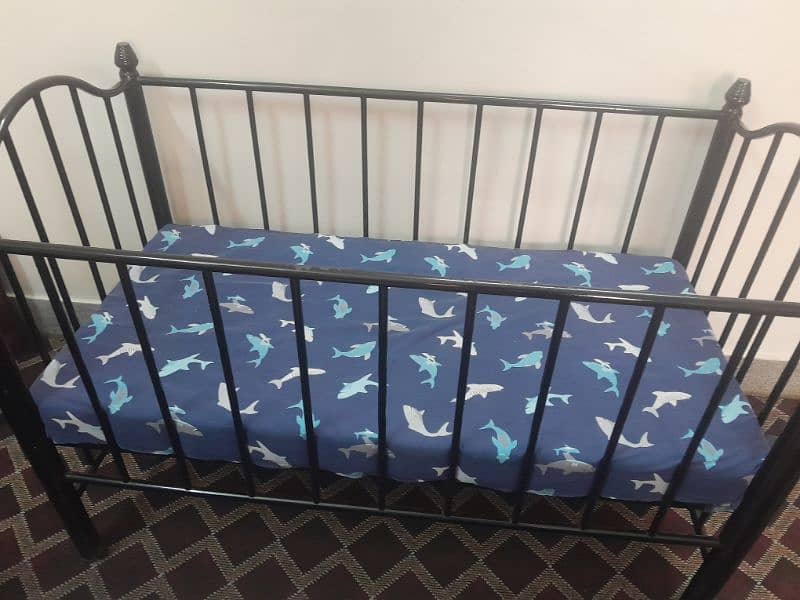 Good condition۔ with mattress 1