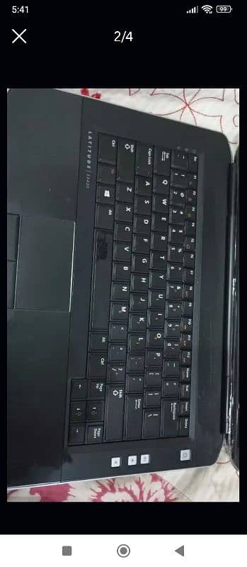 want to sale my almost new laptop 2