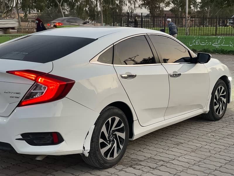 Honda Civic VTi Oriel Prosmatec 2017 3