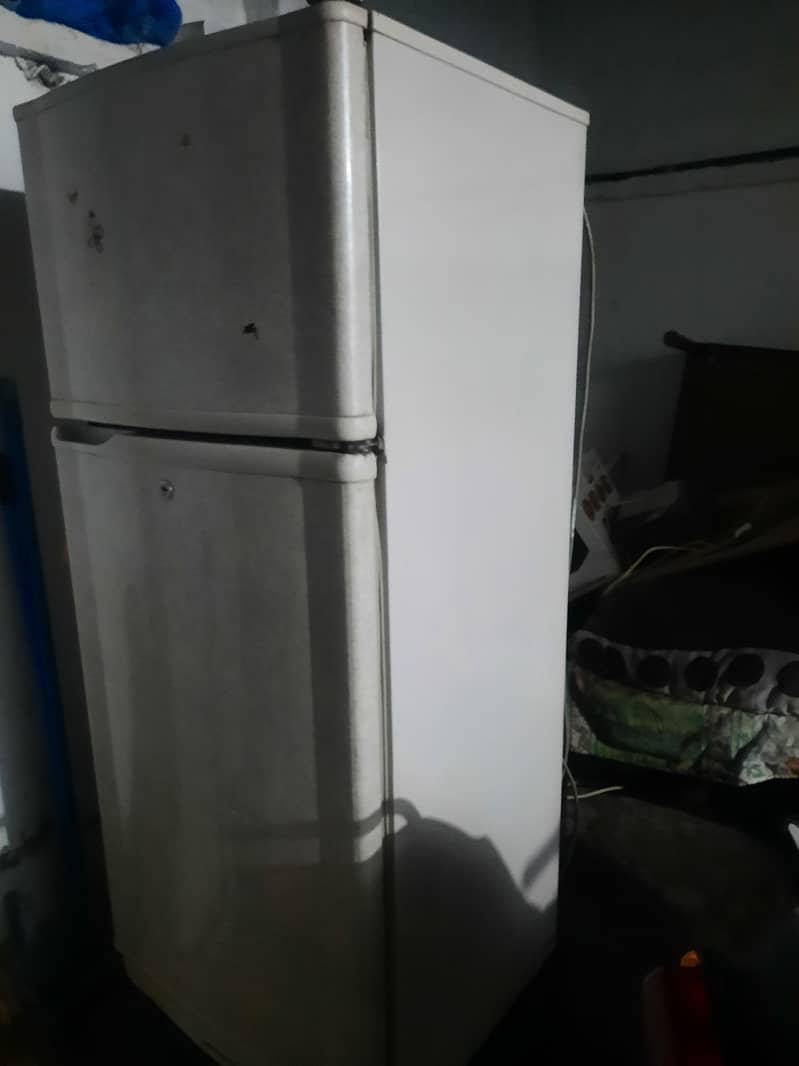 Pel Refrigerator 2