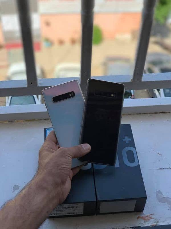 Samsung S10 plus 03298295983watsapp 0