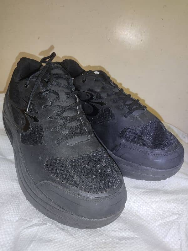 size 13 imported Man s 1