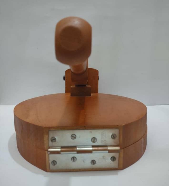 Wooden Roti Maker For Sale 1