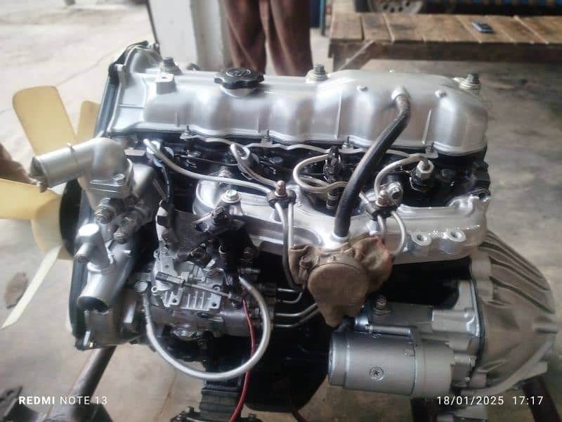 Toyota Hilux Engine 2200cc 3