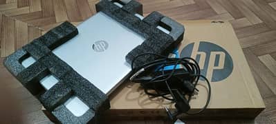 Box pack HP laptop with official windows