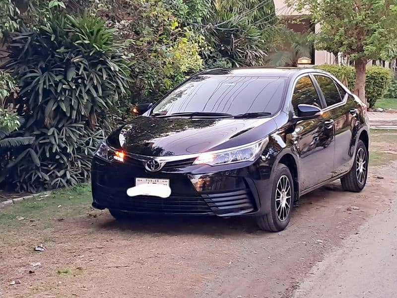 Toyota Corolla XLI Automatic 2019 / 2020 4