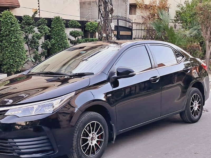 Toyota Corolla XLI Automatic 2019 / 2020 9