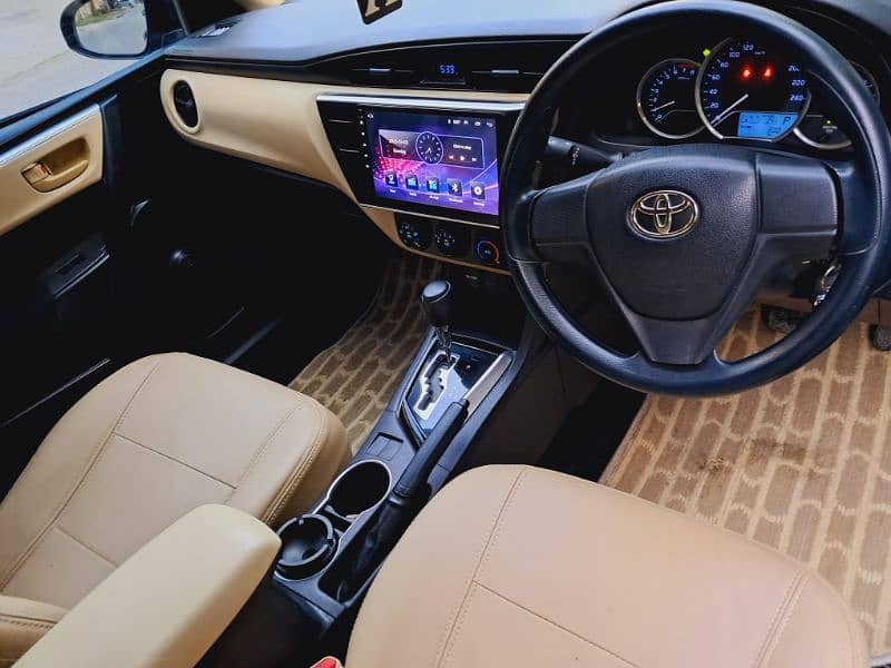 Toyota Corolla XLI Automatic 2019 / 2020 14