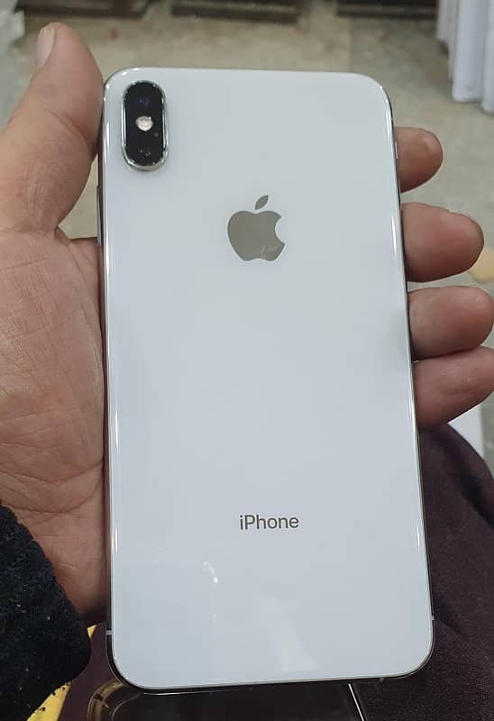 i phone xs mas 512 gb white colour 14