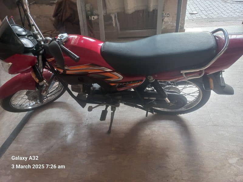 Honda pridor 100 cc 1